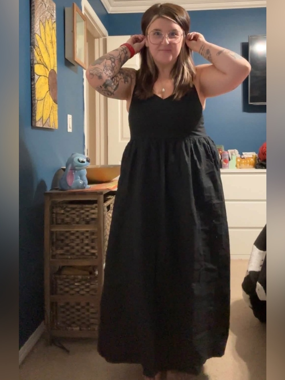 Classic Black Sleeveless Midi Dress
